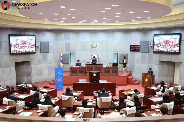 ▲시흥시의회_청소년모의의회