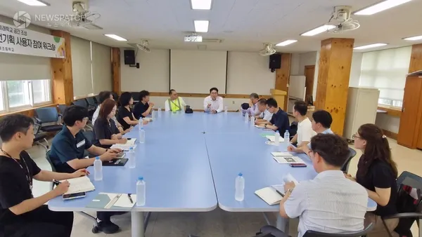 ▲문승호 경기도의원, 단대초 통학로 안전 현장 간담회 개최 / 사진제공=경기도의회