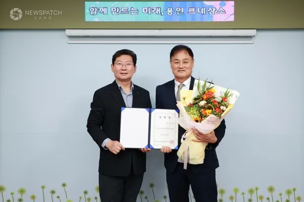 ▲용인특례시 시민프로축구단 초대 감독으로 최윤겸 감독이 선임 / 사진제공=용인특례시