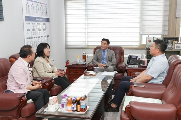 고양특례시의회 김운남 의장, 국민의힘 새 교섭단체 대표단과 차담
