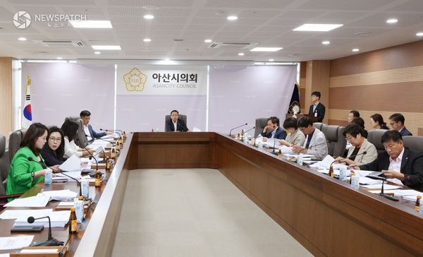 ▲2025년 제4회 의원회의 개최 / 사진제공=아산시의회