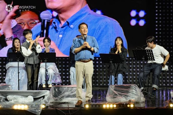 ▲ ‘숲속의 별빛 음악회’ 개최 / 사진제공=수원특례시