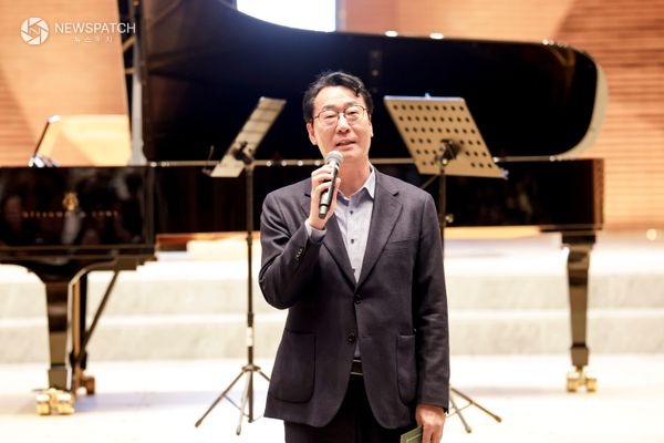 ▲정명근 화성특례시장, 제11회 남양성모성지 평화음악회 개최 축사 / 사진제공=화성특례시