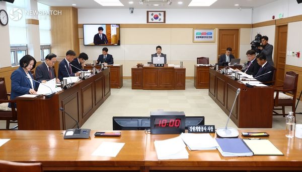 ▲기획행정위원회 행정사무감사