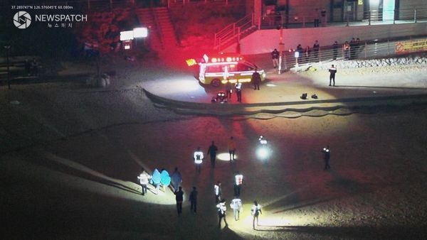 ▲평택해경 안산파출소에서 입수자 2명을 구조 / 사진제공=평택해경