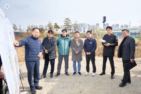 ▲도시건설위원회, 행정사무감사 현지 확인 / 사진제공=용인특례시의회