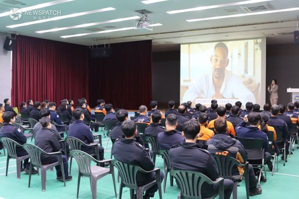 ▲ai활용능력 강화 교육 진행 / 사진제공=