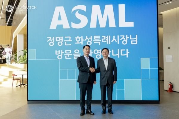 ▲ 정명근 화성특례시장, 최한종 ASML 코리아 대표이사