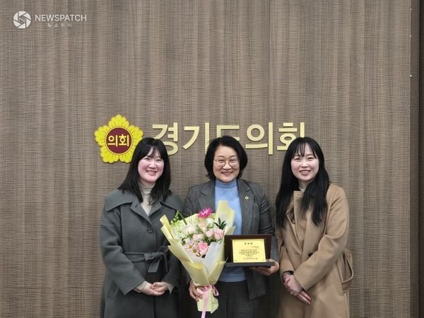 ▲신미숙 의원, ‘2025년 우수 의정활동 의원’ 선정