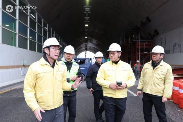 ▲정명근 화성특례시장이 지난 24일 동탄숲 생태터널 긴급안전조치 현장