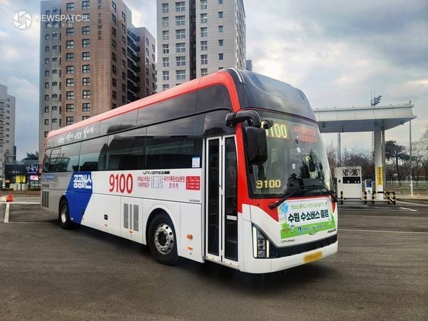 ▲수원 판교 오가는 경기도 공공버스 9100번 운행
