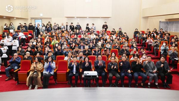 ▲함께 웃는 안성2동 정책공감토크 개최