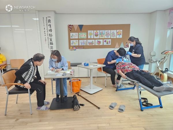 ▲찾아가는 어르신 구강돌봄 예방진료 