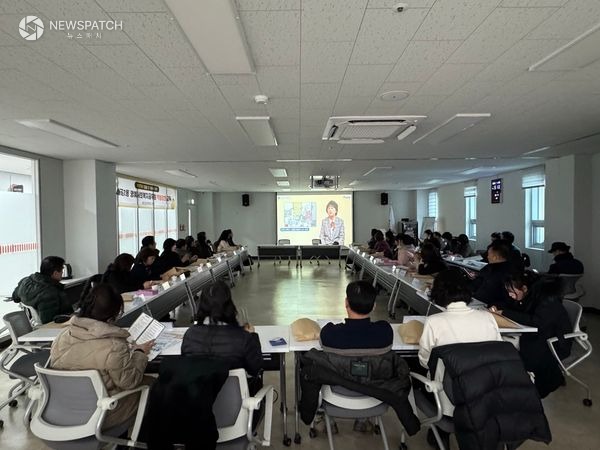 ▲배곧2동, 명예사회복지공무원 역량강화 교육