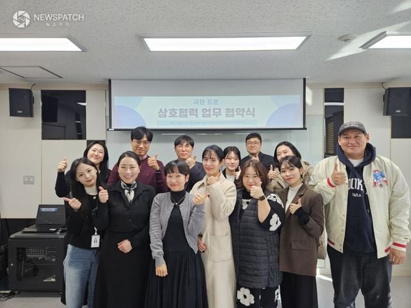 ▲안성시아동보호전문기관 극단드란 업무협약 체결