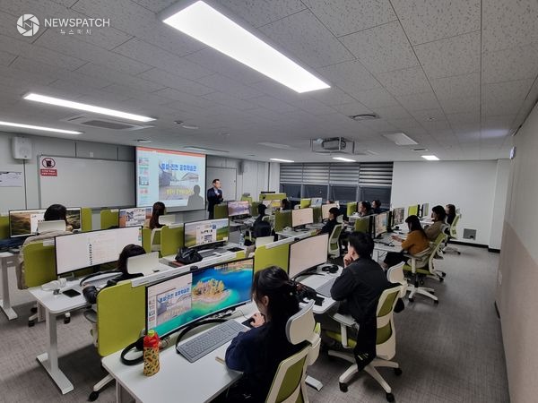 ▲공유평생학습관 프로그램