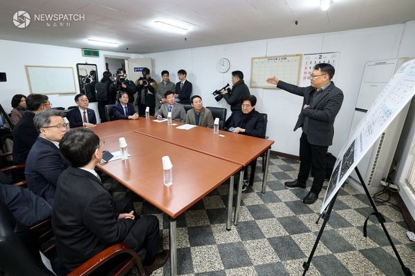 ▲국토교통부 장관과 일산 선도지구 현장 점검
