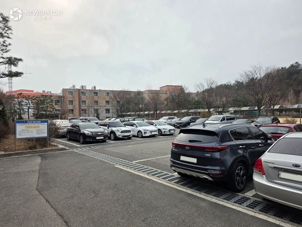 ▲한국폴리텍대학 성남캠퍼스 주차장 모습 / 사진제공=성남시