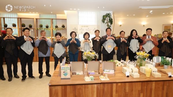 ▲ 자원순환의 거점 안성맞춤 초록상점 개관 / 사진제공=안성시