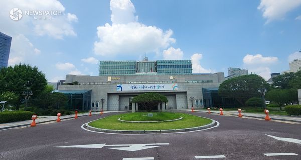 ▲ 수원시청 전경 / 사진=뉴스패치