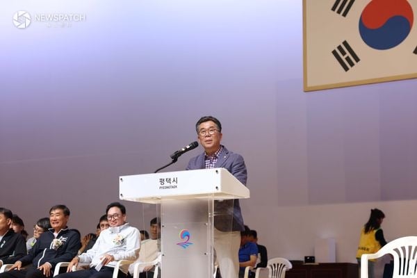 ▲ 2026 평택시의장배 배드민턴대회 축사 이윤하 의장 / 사진=평택시의회