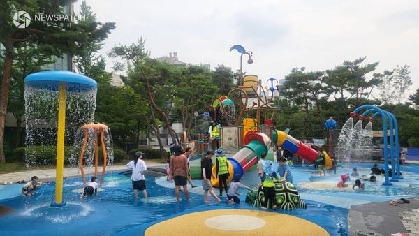 ▲ 비둘기공원 내 체험형 물놀이장 / 사진=시흥시