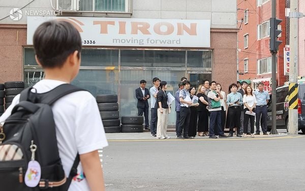 ▲ 민선9기 취임 후 첫 현장 통학로 안전 점검 나선 임병택 시장 / 사진=시흥시