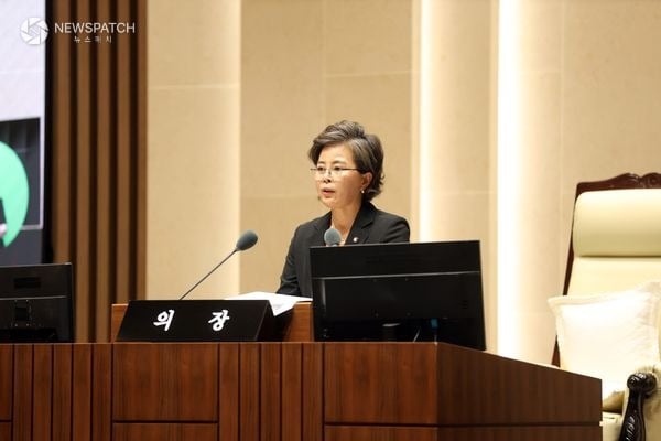 ▲ 김미경 의장, 제1차 본회의에서 개회사 / 사진=수원특례시의회