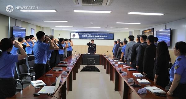 ▲ 허경준 평택해양경찰서장 / 사진=평택해경 