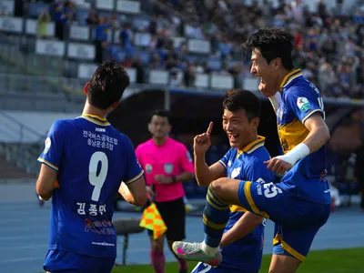 충남아산FC-부천FC, 2-2 팽팽한 접전 부천FC의 후반 동점골로 승부 가르지 못해