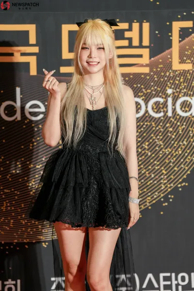 [NP포토]가수 키미, ' 큐티큐티~ ' (2025 아시아 셀러브리티 어워즈)