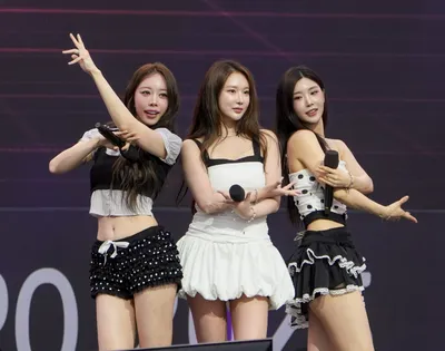 [NP포토]K-컬처 박람회, 브브걸 열기로 후끈