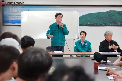 이상일 용인특례시장, 서천동 천공기 전도 사고 피해 주민 만나 위로하고 지원 의지 피력