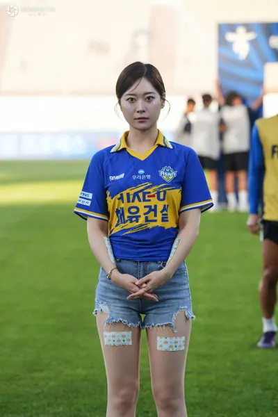 우혜원 치어리더, 시크한 표정도 완벽한 비주얼