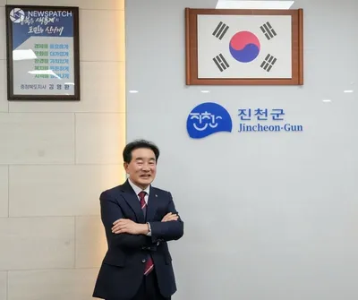 [인터뷰] 송기섭 진천군수, "충북을 대한민국 심장으로 만들겠다"