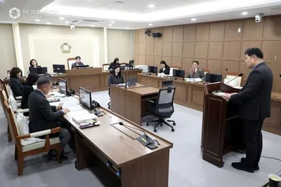 수원특례시의회 보건복지위원회, 조례안 5건 심사… 3건 가결·1건 보류·1건 부결