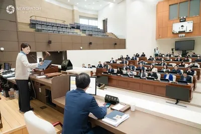 용인특례시의회, 제302회 임시회 개회