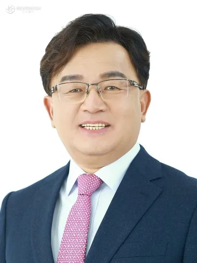 이무철 강원도의원, 춘천 군 관사 건립 재검토 촉구