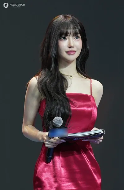 과즙세연· BJ케이, 온라인 방송 플랫폼 '숲' 통해 8개월째 교제 사실 공개