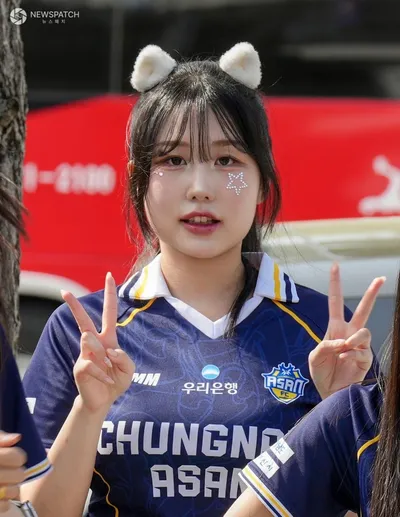 이지현 치어리더, 러블리 '브이'