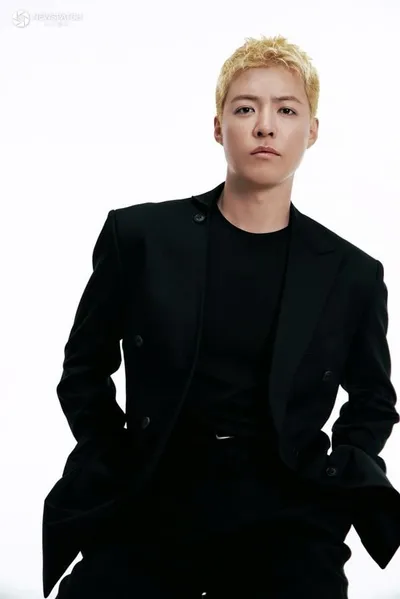 강남, 씨피엔터테인먼트 이적 후 새 프로필 공개