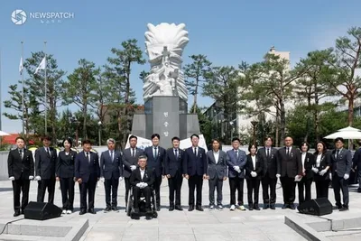 화성특례시의회, 제71회 현충일 추념식 참석