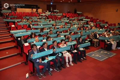 수원특례시의회, 6·10민주항쟁 39주년 기념식 참석