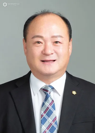 류인출 강원도의원, 응급의료 조례 개정으로 AED 설치 확대 추진… 응급 대응 체계 강화