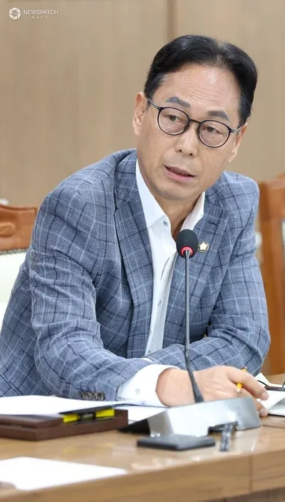 이승철 수원특례시의원, 복지 사각지대 해소 위한 현장 중심 행정 촉구