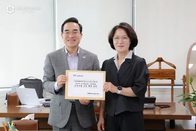 추미애 경기도지사, 박홍근 기획예산처 장관 만나 재정위기 극복 위한 협조, 경기남부광역철도 국가철도망 반영 요청