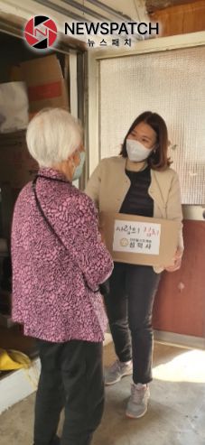 안성시, 성덕사로부터 이웃돕기 물품 기탁받아 안성시, 성덕사로부터 이웃돕기 물품 기탁받아