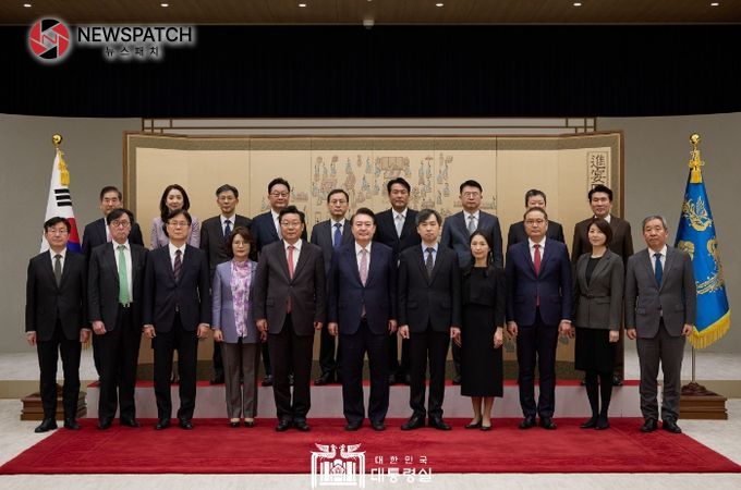 위촉장 및 임명장 수여식 위촉장 및 임명장 수여식