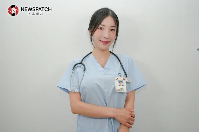 모델 송&에이전시 대표이자, 간호사 김보연  [사진=신재철]