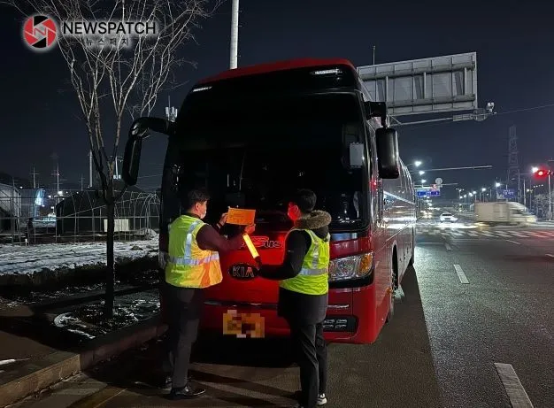 파주시, 전세버스 차고지외 '밤샘주차' 단속 실시 파주시, 전세버스 차고지외 '밤샘주차' 단속 실시